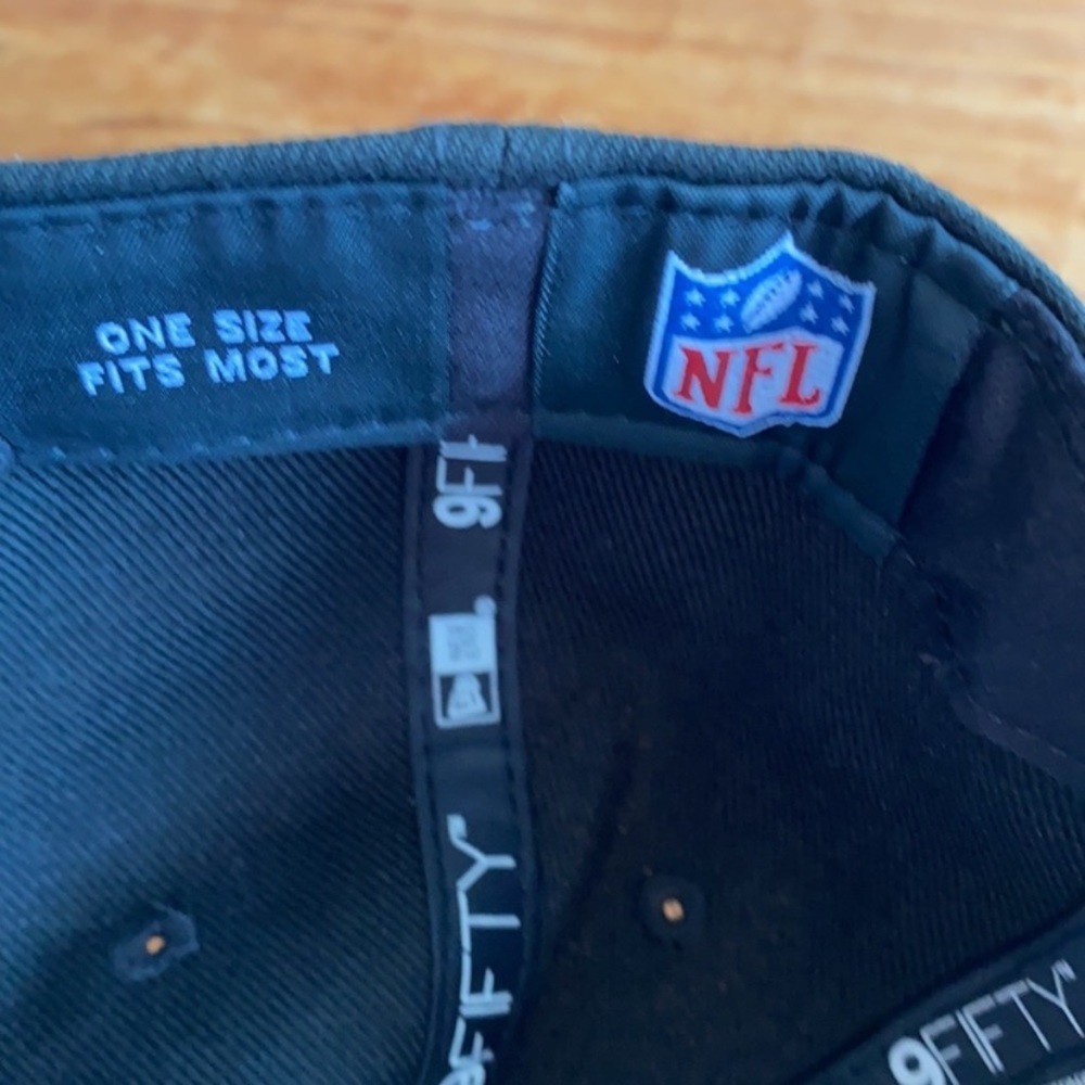 New Era Seahawks Men’s snap back Hat - Picture 6 of 8